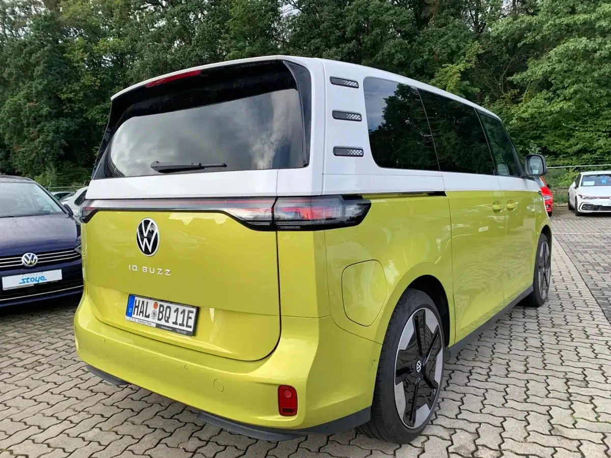 Gebraucht VW ID. Buzz Pro 150 kW (204 PS) 2023 Van / Kleinbus