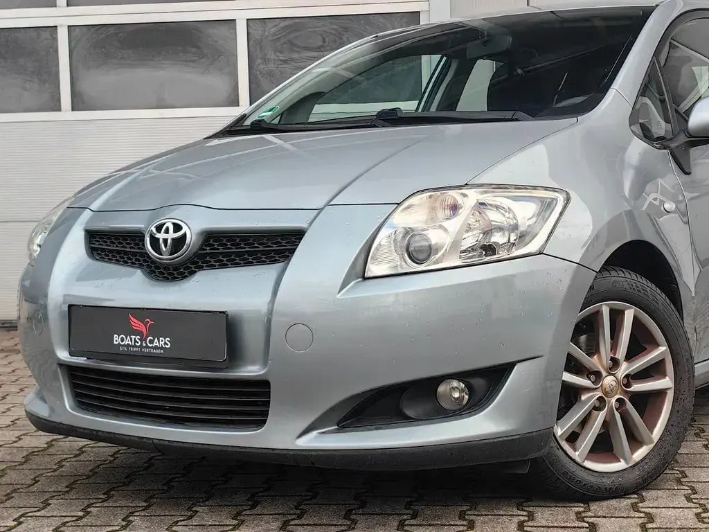 Gebraucht Toyota Auris Sol 132 PS (97 kW) 2009 Blau Kleinwagen