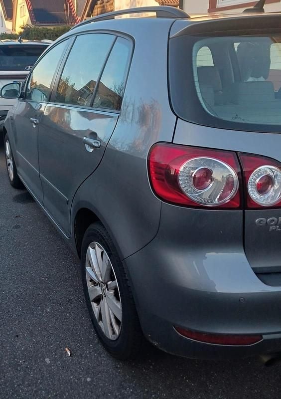 Gebraucht VW Golf VI 122 PS (89 kW) 2010 Grau Kleinwagen