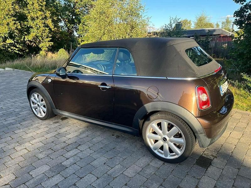 Gebraucht Mini One Cabriolet 98 PS (72 kW) 2010 Braun Cabrio