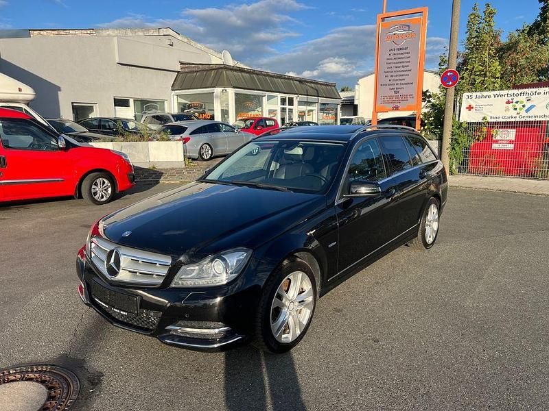 Schwarz Gebraucht 2012 Mercedes C350 Avantgarde Limousine | 10.450 € (Guter Preis) - Bild 1/4