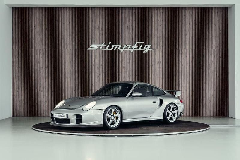 Silber Gebraucht 2002 Porsche 911 GT2 Coupé | 179.900 € - Bild 1/4