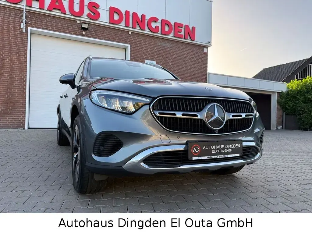 Gebraucht Mercedes GLC400d Avantgarde 252 PS (185 kW) 2023 Grau SUV