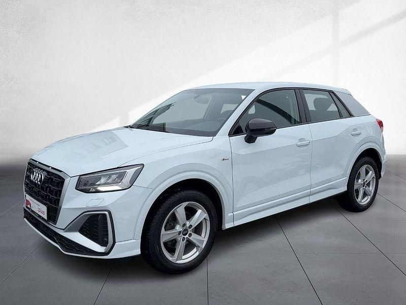 Gebraucht Audi Q2 S-Line 150 PS (110 kW) 2022 2y gletscherweiß metallic SUV