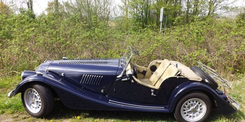 Gebraucht Morgan Plus 8 173 PS (127 kW) 1991 Blau Cabrio