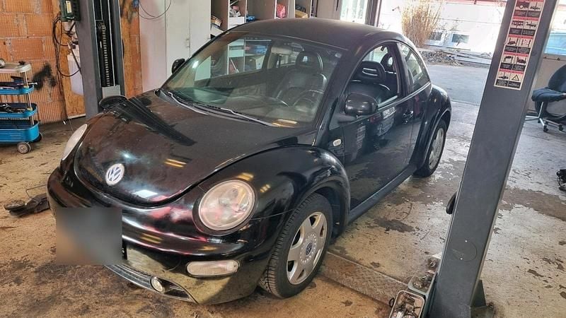 Gebraucht VW New Beetle 115 PS (84 kW) 1999 Schwarz Kleinwagen
