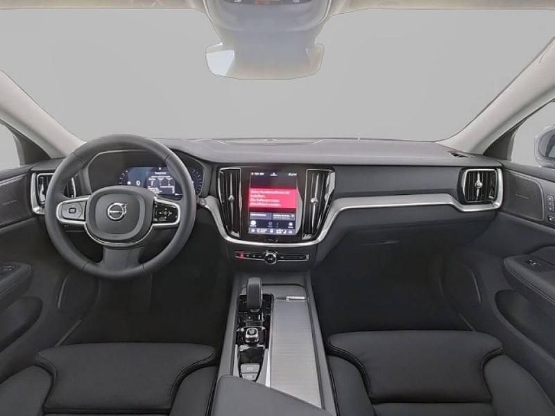 Gebraucht Volvo V60 Plus 197 PS (144 kW) 2025 Weiß Kombi