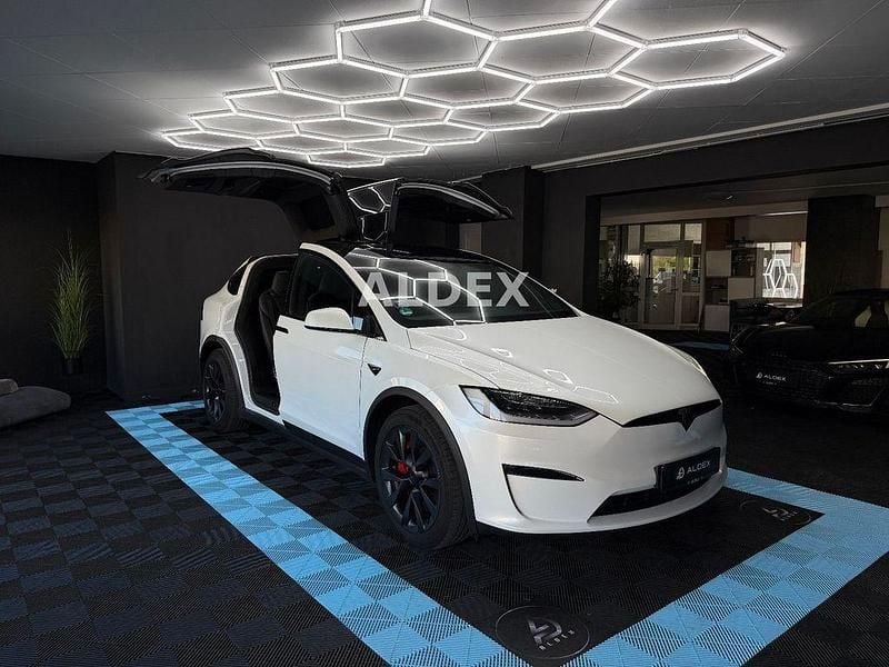 Second-hand Tesla Model X Plaid 2023 Alb SUV