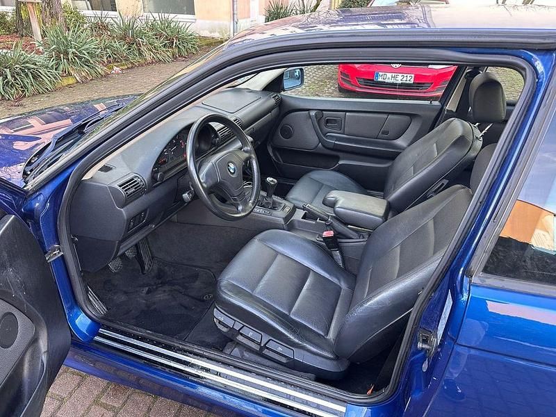 Gebraucht BMW 316 Exclusive 105 PS (77 kW) 2000 Blau Limousine