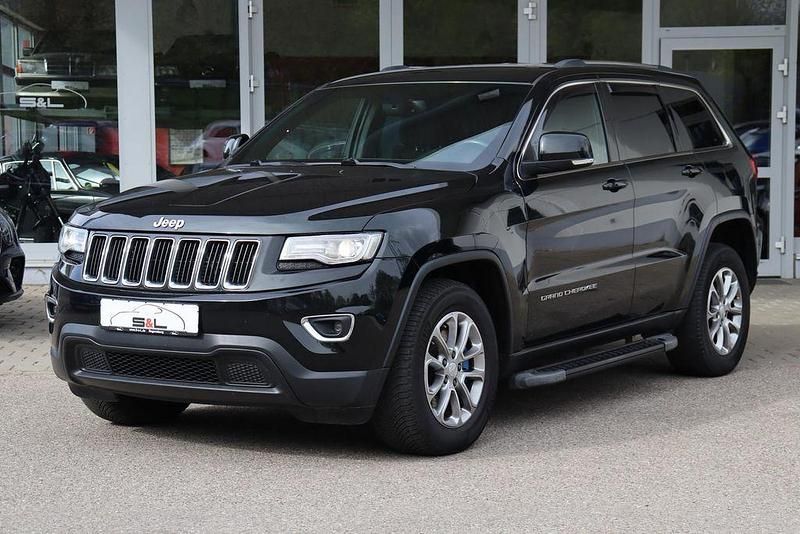 Black forest green pearl coat Gebraucht 2013 Jeep Grand Cherokee Laredo SUV | 13.490 € (Fairer Preis) - Bild 1/4