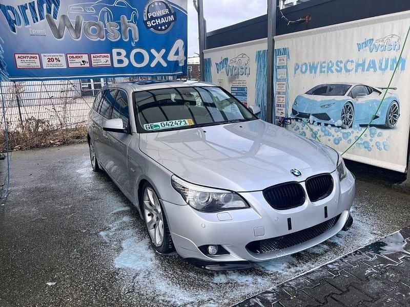 Gebraucht BMW 525 197 PS (144 kW) 2010 Silber Kombi