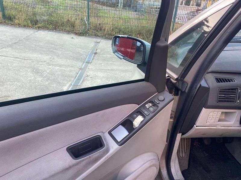 Gebraucht Fiat Idea Dynamic 95 PS (69 kW) 2004 Grau electro/steel/palladio Van / Kleinbus