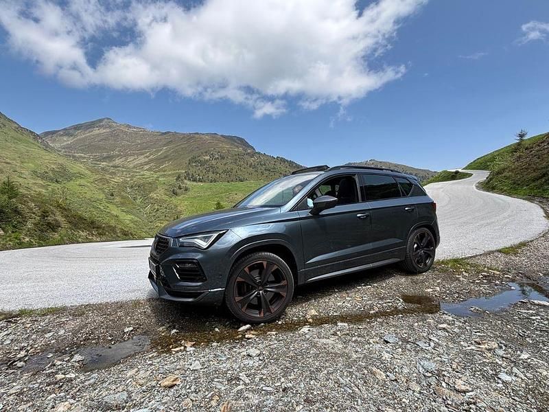 Grau Gebraucht 2021 Cupra Ateca SUV | 29.000 € (Guter Preis) - Bild 1/4