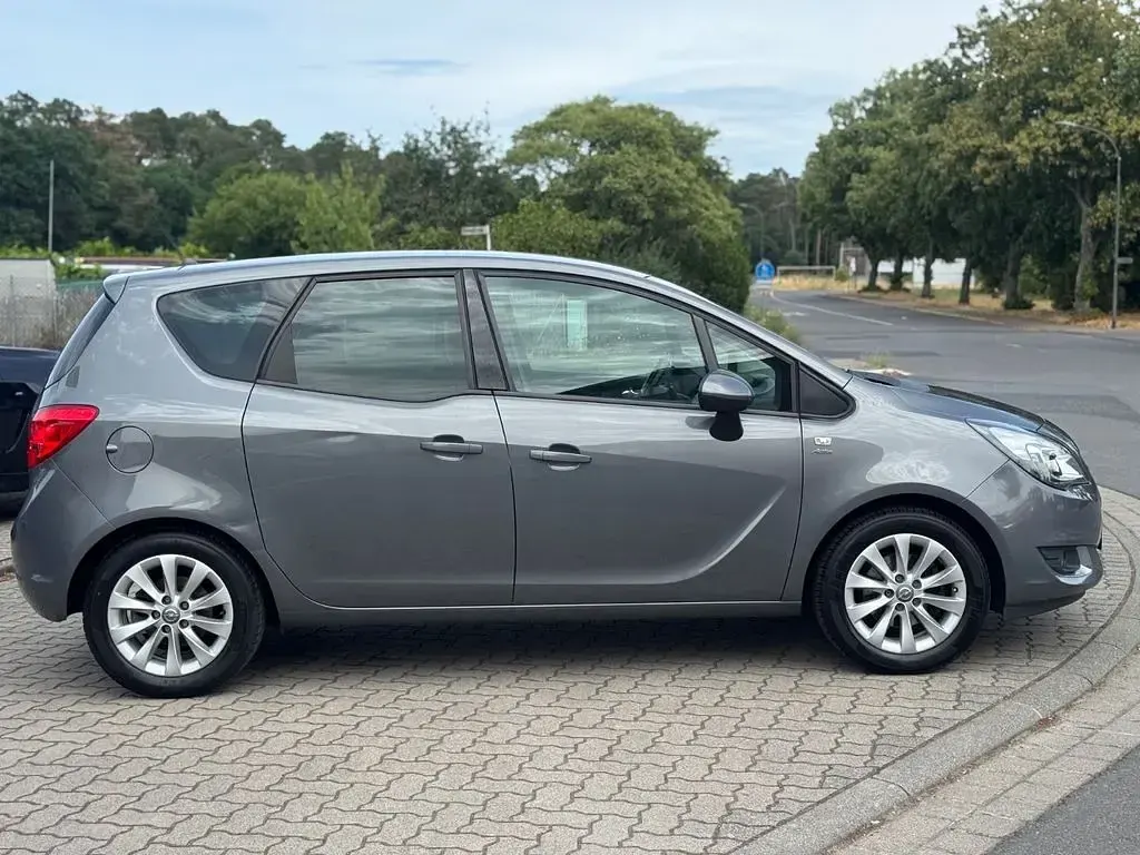 Gebraucht Opel Meriva drive 120 PS (88 kW) 2017 Grau Van / Kleinbus