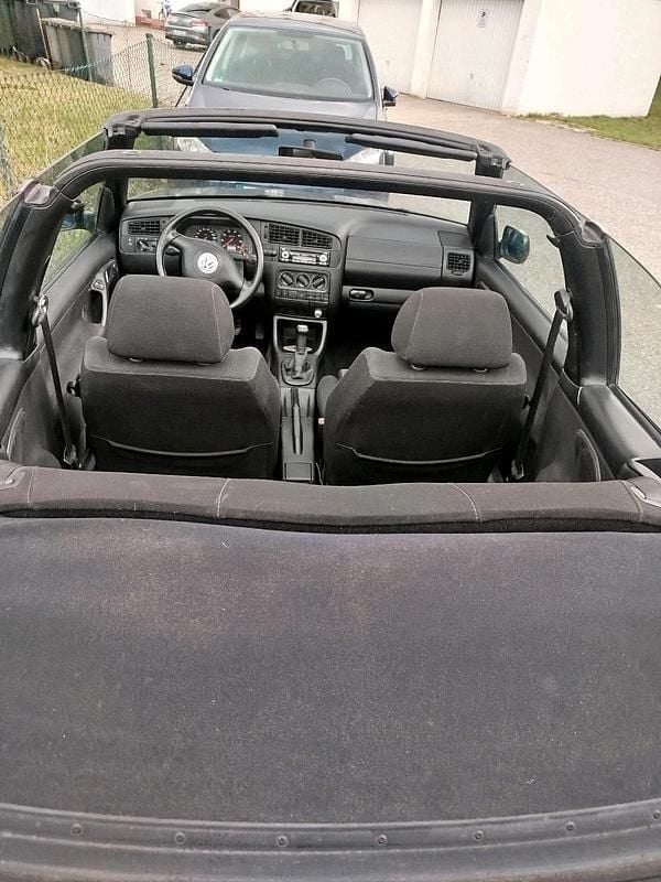 Gebraucht VW Golf Cabriolet 116 PS (85 kW) 1998 Schwarz Cabrio