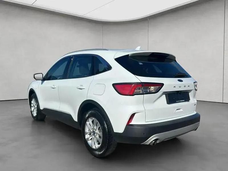 Gebraucht Ford Kuga Titanium 224 PS (164 kW) 2022 Frozen white SUV