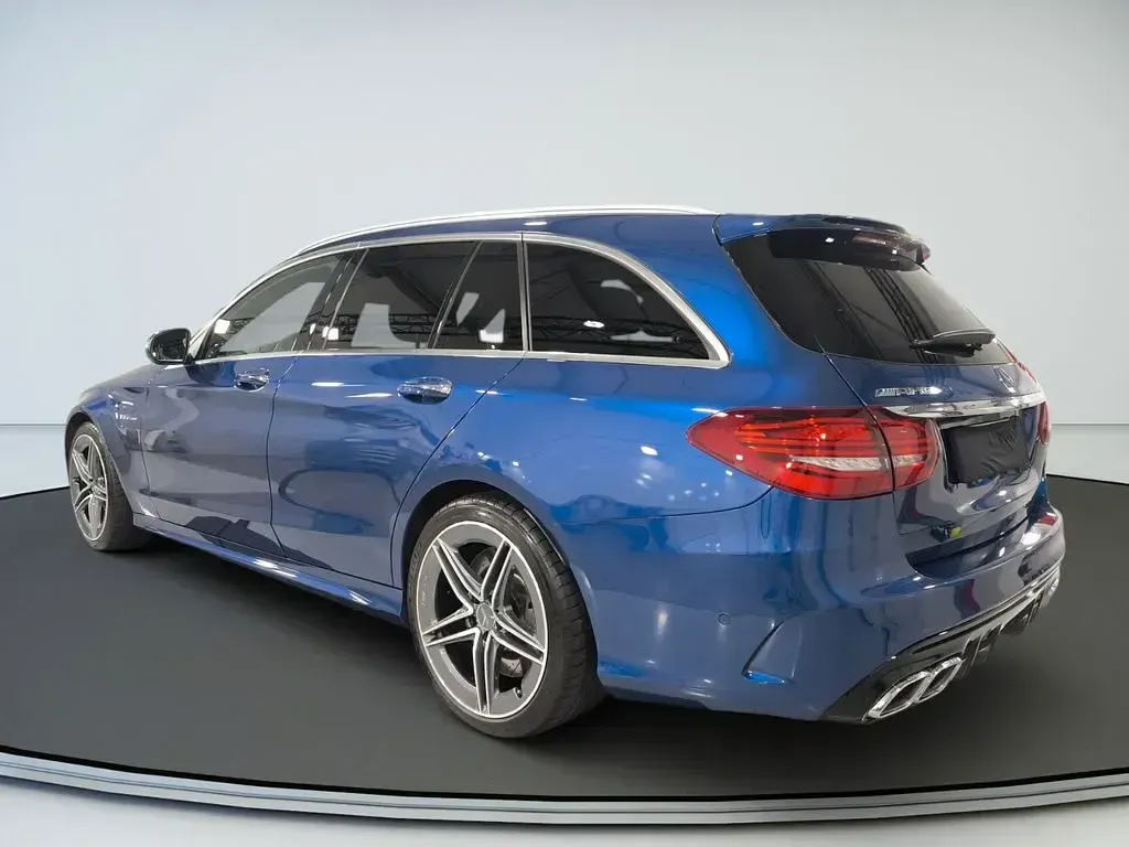 Gebraucht Mercedes C63 AMG AMG 476 PS (350 kW) 2019 Blau Limousine