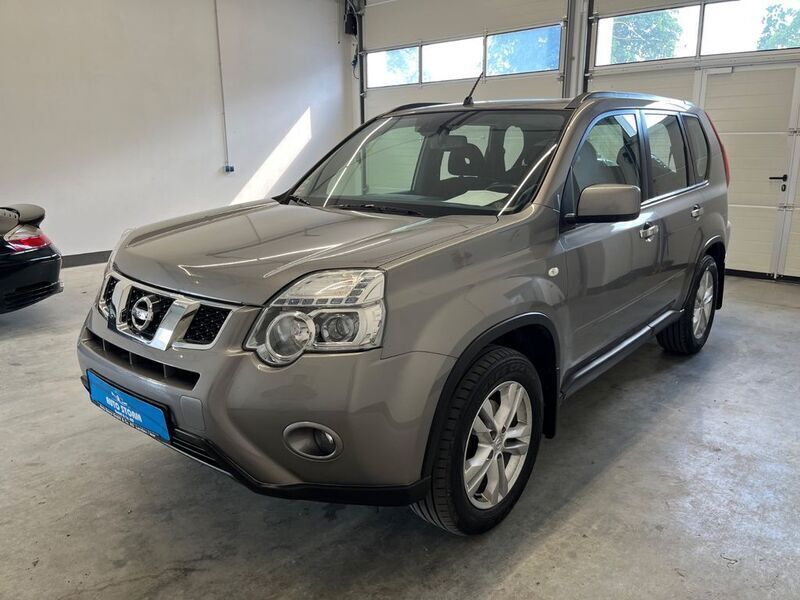 Precision grey (m) Gebraucht 2011 Nissan X-Trail SE SUV | 10.499 € (Etwas zu teuer) - Bild 1/4