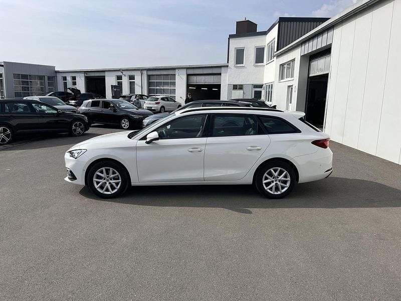 Gebraucht Seat Leon Style 150 PS (110 kW) 2022 Candy weiss Kombi