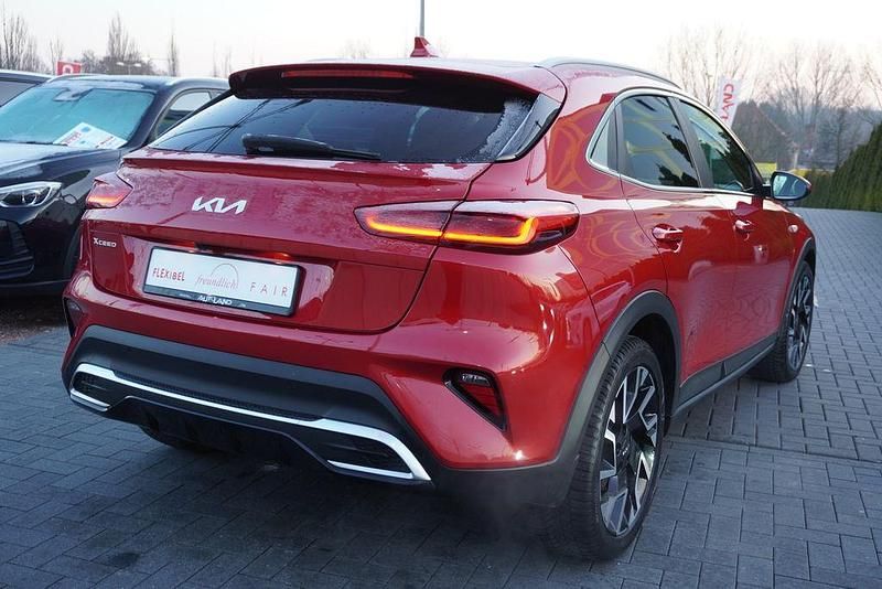 Gebraucht Kia XCeed Vision 160 PS (117 kW) 2023 Rot SUV