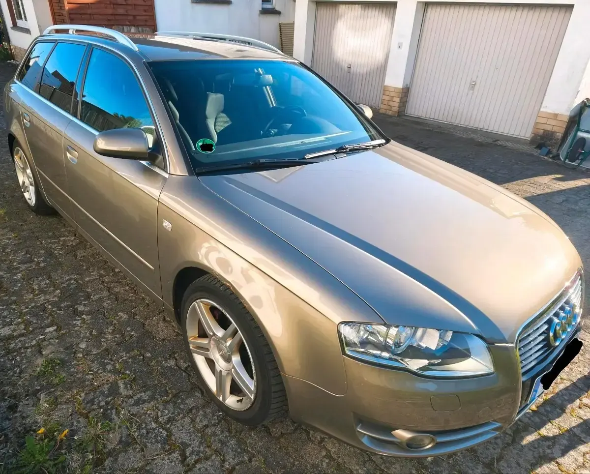 Używany Audi A4 170 KM (125 kW) 2008 Żółty Kombi