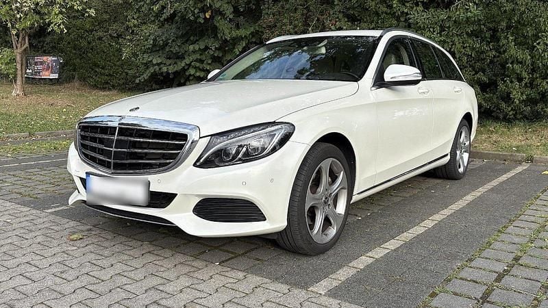 Weiß Gebraucht 2015 Mercedes C220 Exclusive Kombi | 15.490 € (Fairer Preis) - Bild 1/4