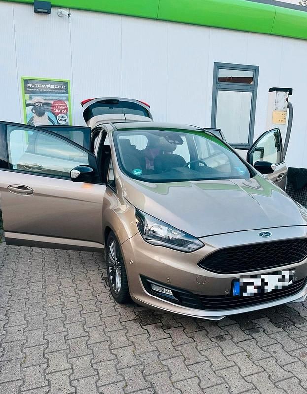 Gold Gebraucht 2018 Ford C-MAX Van / Kleinbus | 13.200 € (Fairer Preis) - Bild 1/4