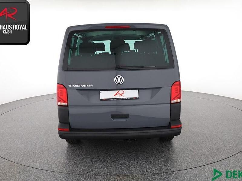 Gebraucht VW Transporter 150 PS (110 kW) 2022 Pure grey Van