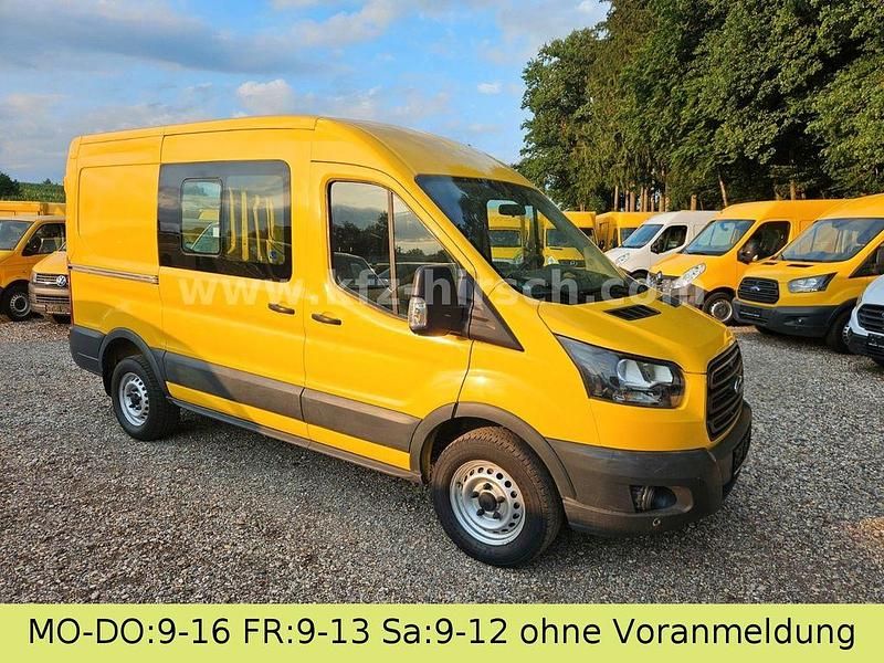 Gelb Gebraucht 2016 Ford Transit Van | 15.351 € (Guter Preis) - Bild 1/4