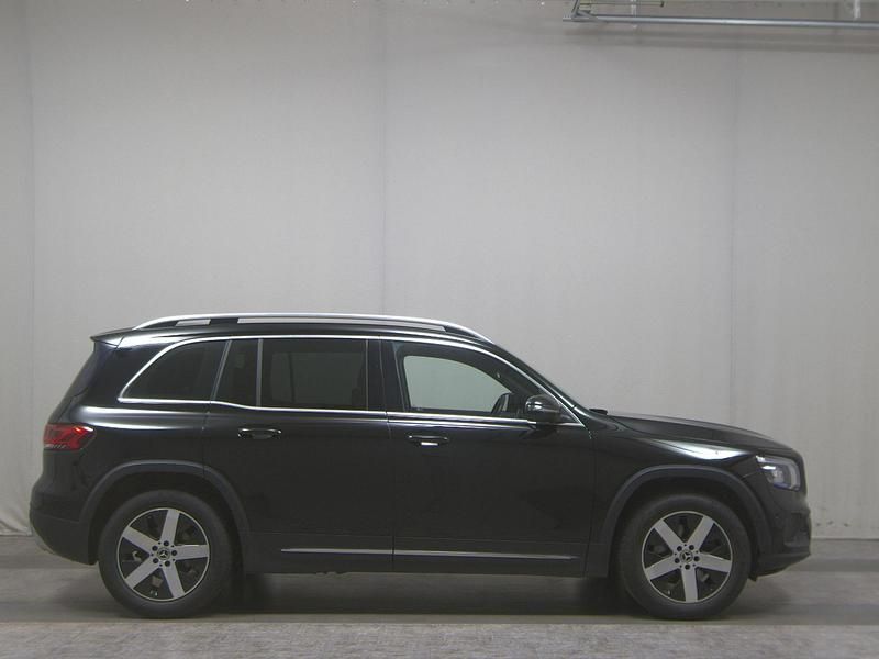 Schwarz Gebraucht 2021 Mercedes GLB200 Progressive SUV | 23.780 € (Superpreis) - Bild 1/4