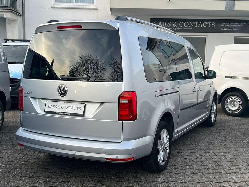 Gebraucht VW Caddy Maxi Trendline 131 PS (96 kW) 2020 Silber Van / Kleinbus