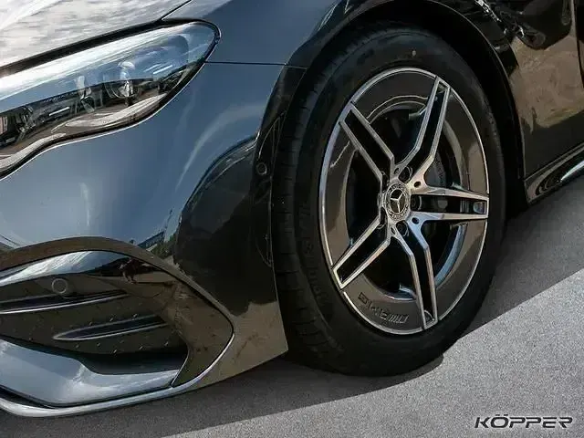 Gebraucht Mercedes E300 AMG Line Premium Plus 313 PS (230 kW) 2025 Graphitgrau Kombi