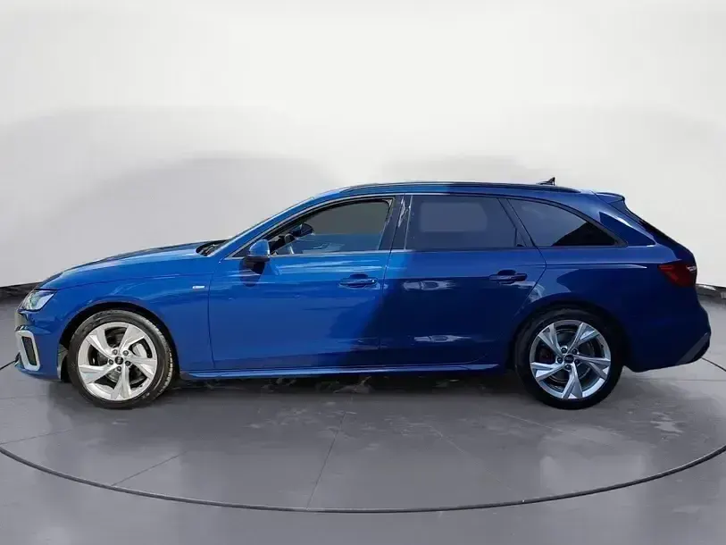 Gebraucht Audi A4 S-Line 204 PS (150 kW) 2023 Blau Kombi