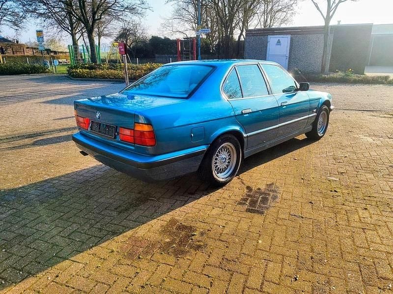 Gebraucht BMW 525 192 PS (141 kW) 1994 Blau Limousine