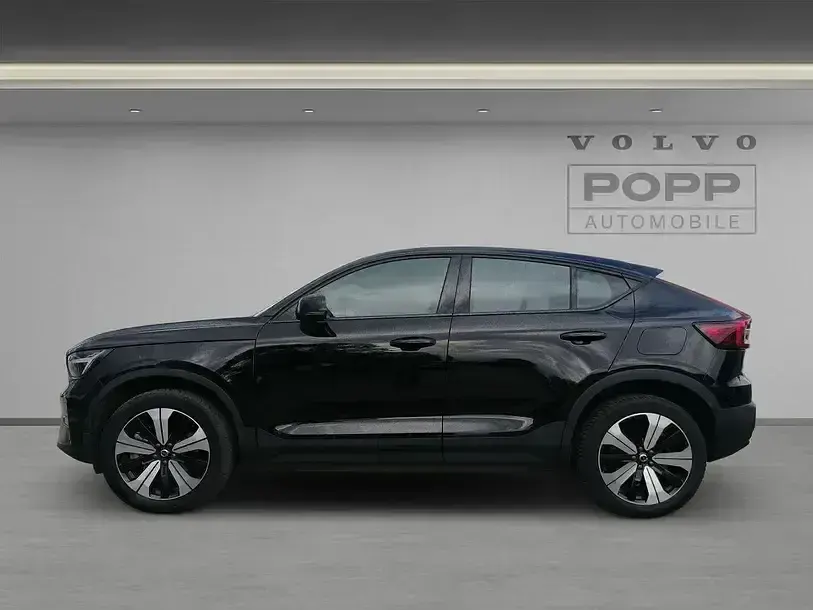 Używany Volvo EC40 Core 169 kW (231 KM) 2022 Czarny SUV