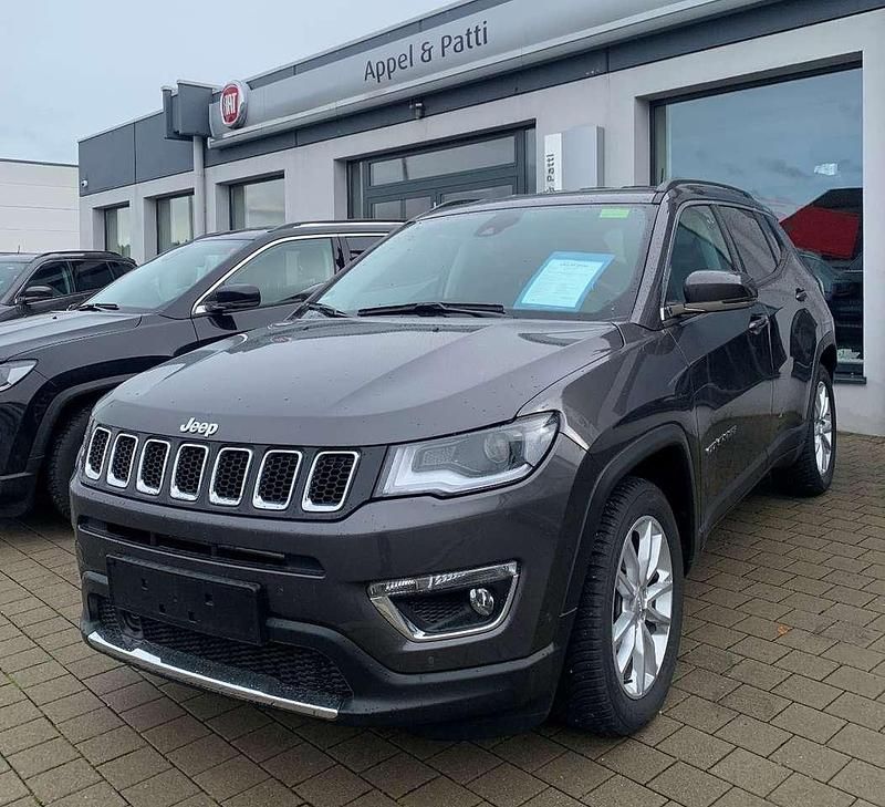 Granite crystal met. clear coat Gebraucht 2021 Jeep Compass Limited SUV | 30.990 € - Bild 1/4