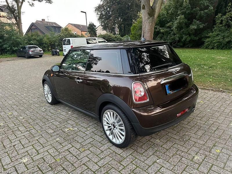 Braun Gebraucht 2011 Mini Cooper Kleinwagen | 5.500 € (Guter Preis) - Bild 1/4