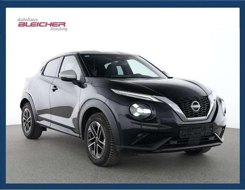 Black/silver (schwarz) Gebraucht 2025 Nissan Juke N-Connecta SUV | 18.790 € (Guter Preis) - Bild 1/4