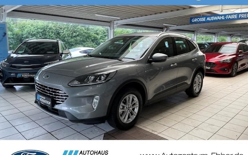 Silber Gebraucht 2023 Ford Kuga Titanium SUV | 30.475 € (Fairer Preis) - Bild 1/4
