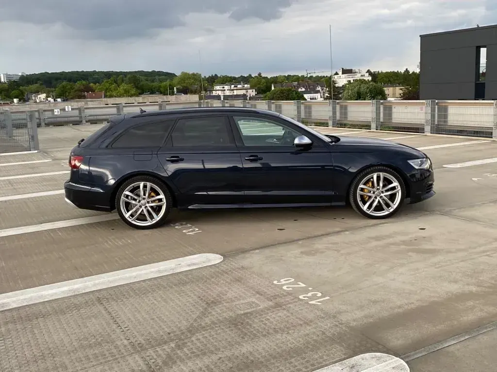 Używany Audi A6 204 KM (150 kW) 2012 Niebieski Kombi
