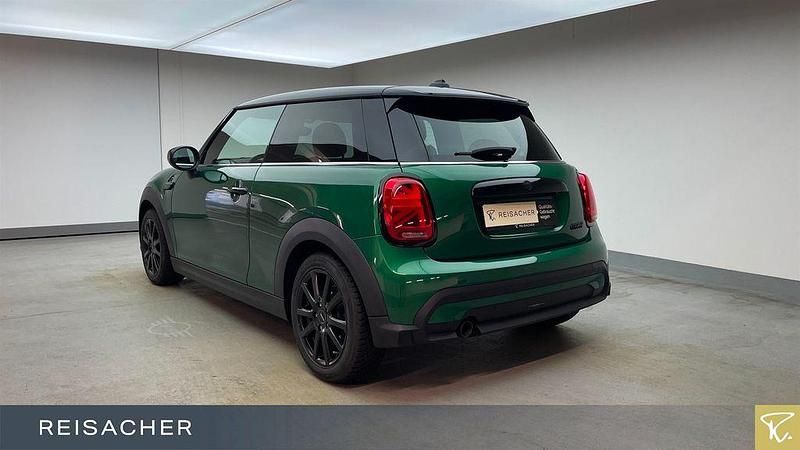 Gebraucht Mini Cooper Classic 136 PS (100 kW) 2023 Grün Kleinwagen