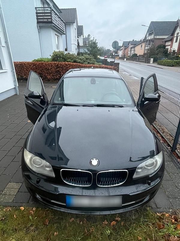 Gebraucht BMW 118 143 PS (105 kW) 2008 Schwarz Kleinwagen