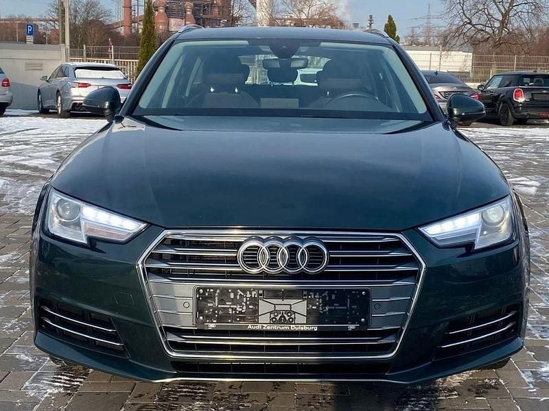Grün Gebraucht 2018 Audi A4 Sport Kombi | 15.990 € (Superpreis) - Bild 1/4
