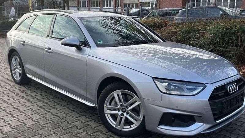 Second-hand Audi A4 Advanced 204 CP (150 kW) 2021 Argintiu Break