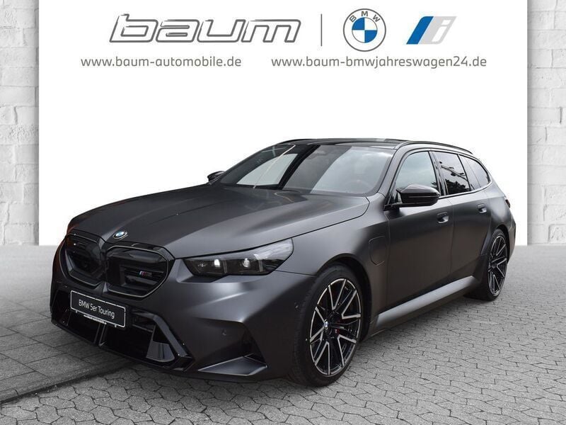 Frozen deep grey metallic Neu 2025 BMW M5 Sport Line Kombi | 143.900 € (Superpreis) - Bild 1/4