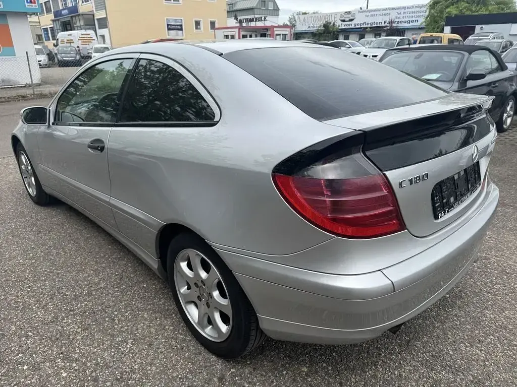 Gebraucht Mercedes CL180 143 PS (105 kW) 2003 Silber Coupé