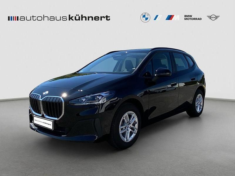 Schwarz uni Gebraucht 2024 BMW 216 Active Tourer Efficient Dynamics Van / Kleinbus | 27.885 € (Teuer) - Bild 1/4