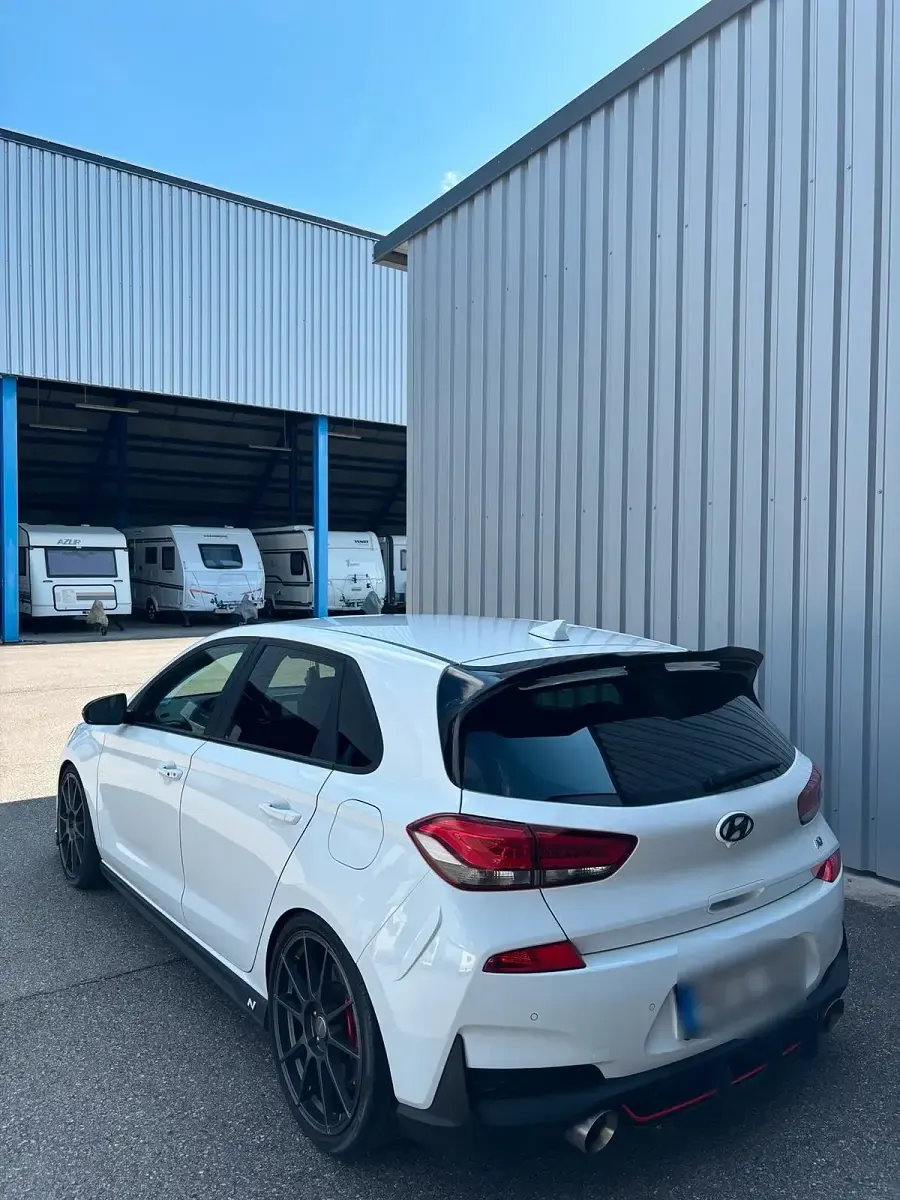Gebraucht Hyundai i30 275 PS (202 kW) 2019 Weiß Kleinwagen