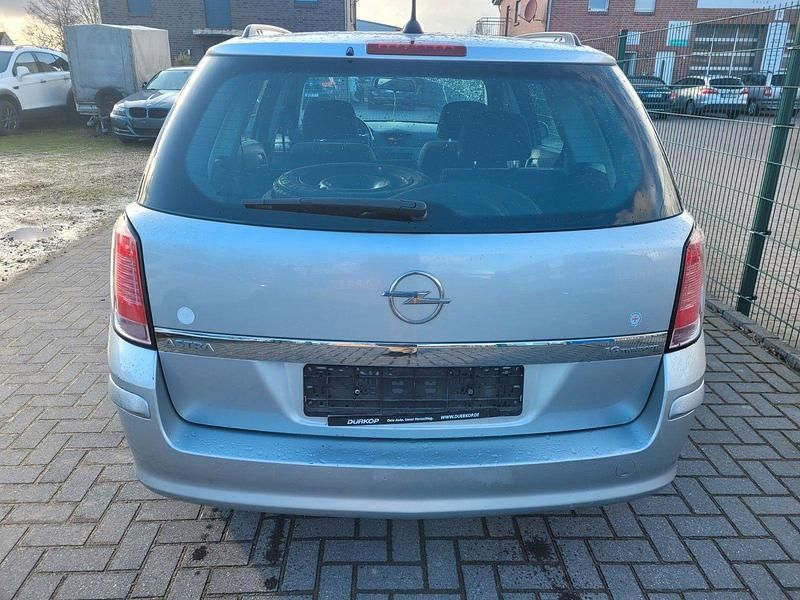 Gebraucht Opel Astra Edition+ 105 PS (77 kW) 2006 Silber Kombi