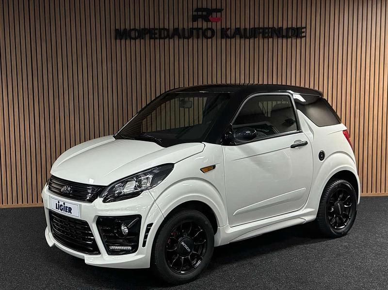 Weiß Gebraucht 2022 Ligier JS50 Kleinwagen | 14.250 € (Fairer Preis) - Bild 1/4